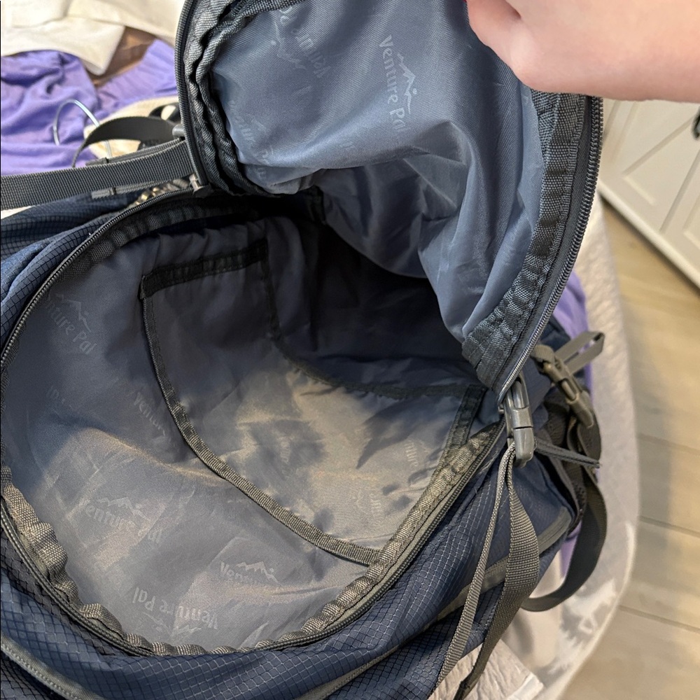 Venture Pal Backpack - image 5
